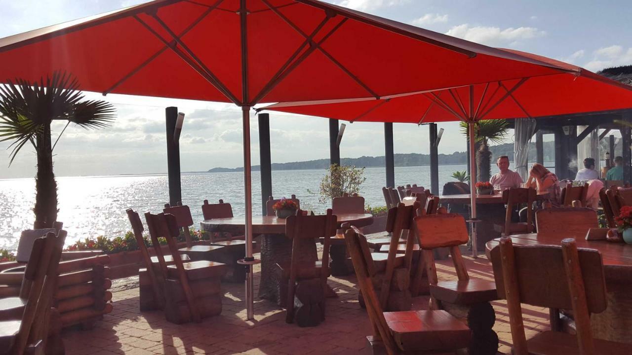 Terrassenwohnung "Haffparadies" - Oase Am Haff Garz  Экстерьер фото